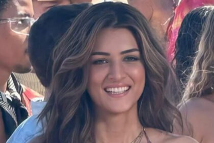her hottest role in cocktail 2 kriti sanon